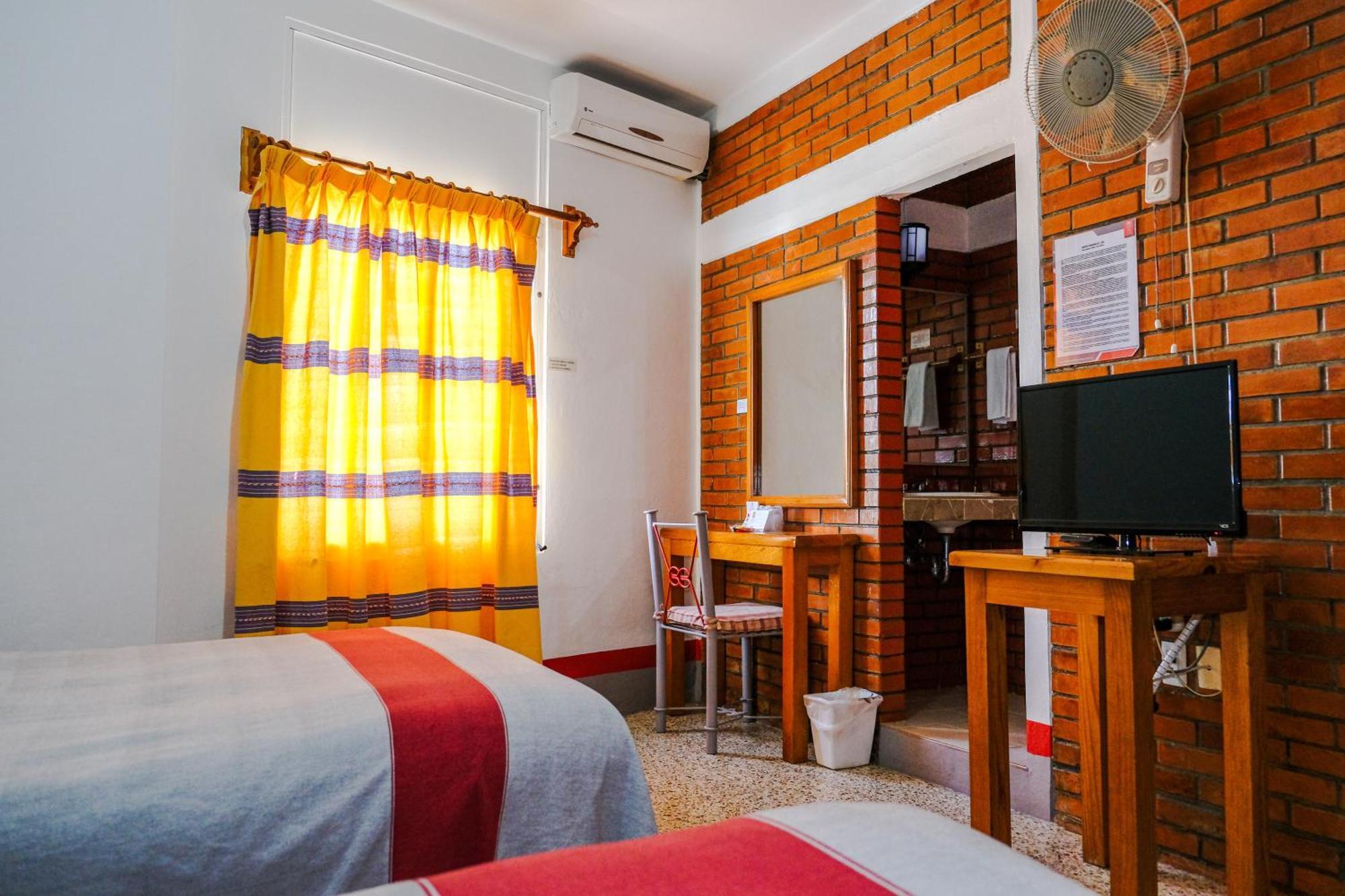 Hotel Posada El Cid Oaxaca Exteriör bild